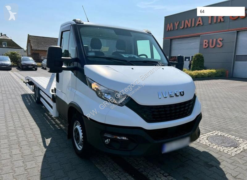 Véhicule utilitaire Iveco 35S18 Autotransporter...