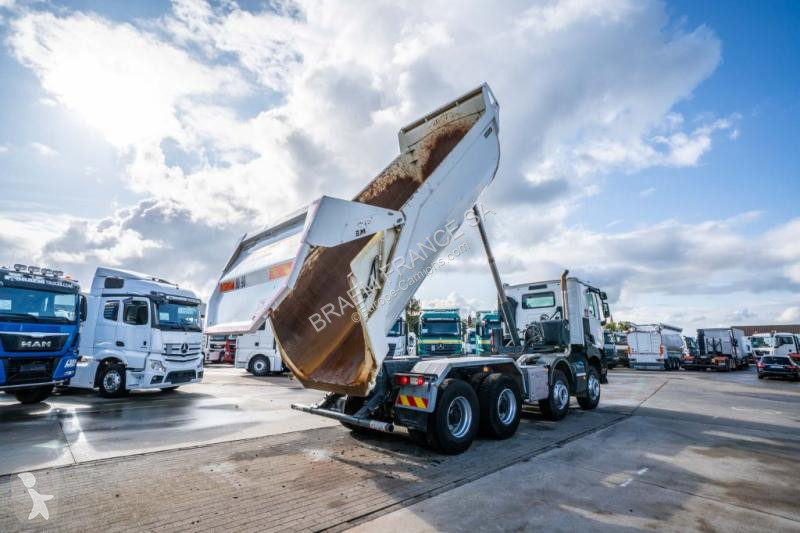 Camion Renault  K 480 + BENNE ENROCHEMENT HARDOX