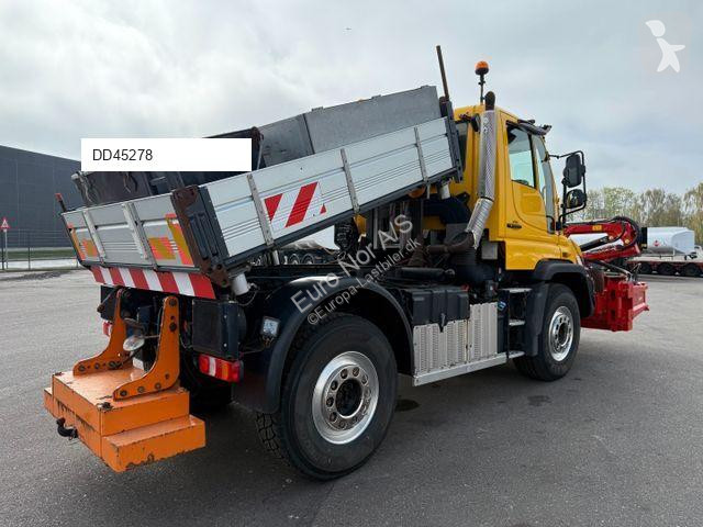 Lastbil Mercedes UNIMOG U427 4x4 Tipper /...
