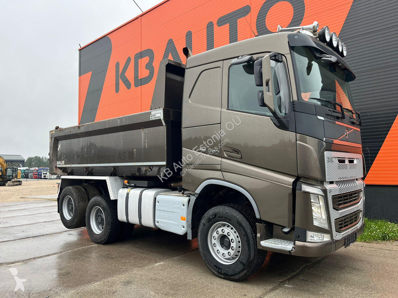 Camion Volvo 6x4 RETARDER / TANDEM AXLE LIFT /...