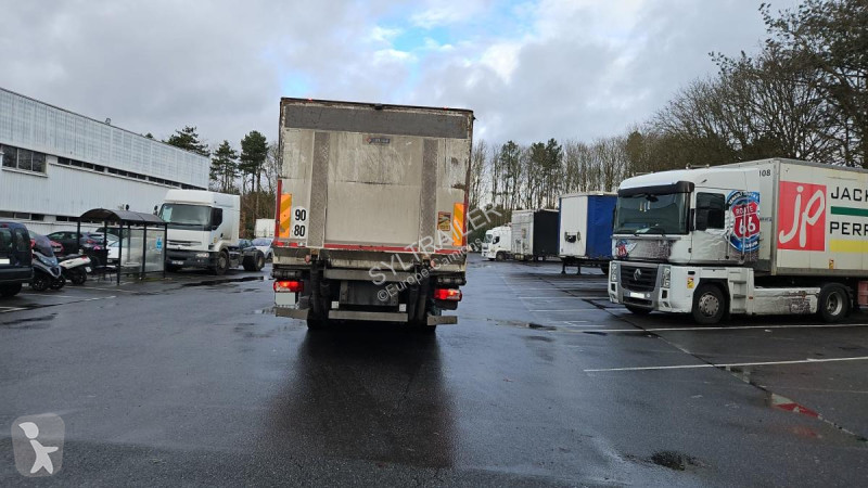 Camion Scania 370