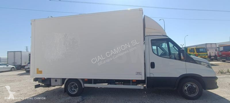 Kamion Iveco 35C16