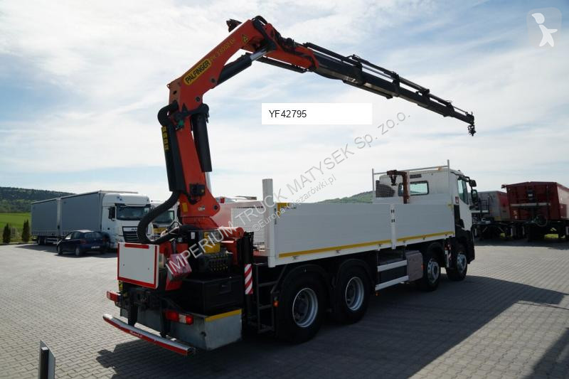 شاحنة Renault PK 33 002-EH D