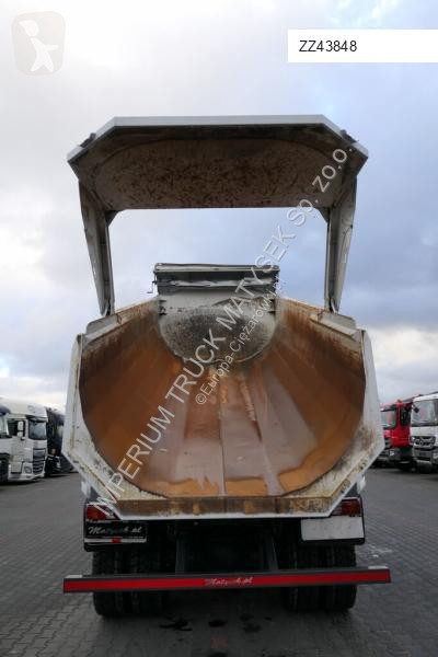 Camion Mercedes AROCS 3246