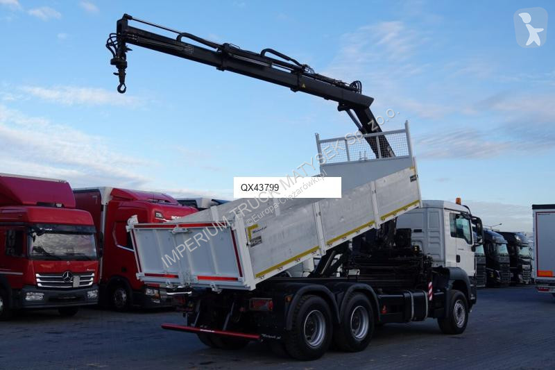 Camion MAN HIAB XS 122