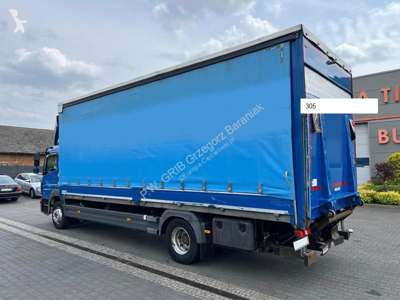 Camion Mercedes 1530 CURTAIN PLANE+LIFT 1.HAND