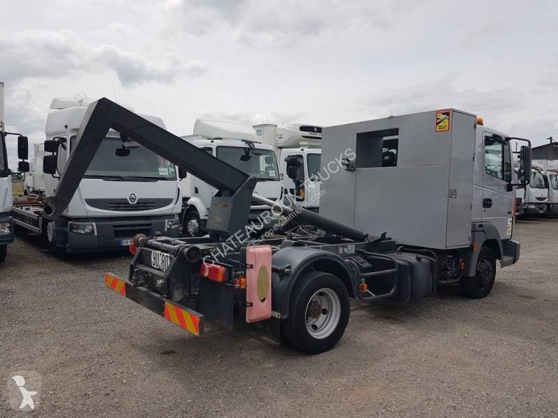 Camion Nissan