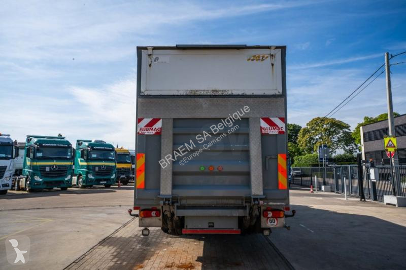 Camion Volvo FL 240 (18t) + DHOLLANDIA 1.5T