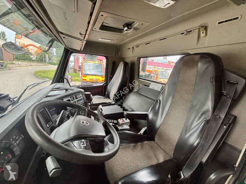 Kamion Volvo fmx-500    8x4r