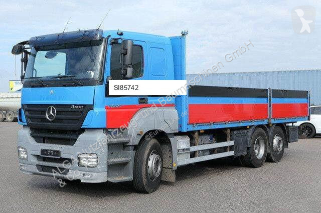 Camião Mercedes 2536 L 6x2, Gerüstbau,...