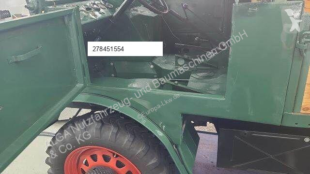Camion Unimog 1/Restauriert