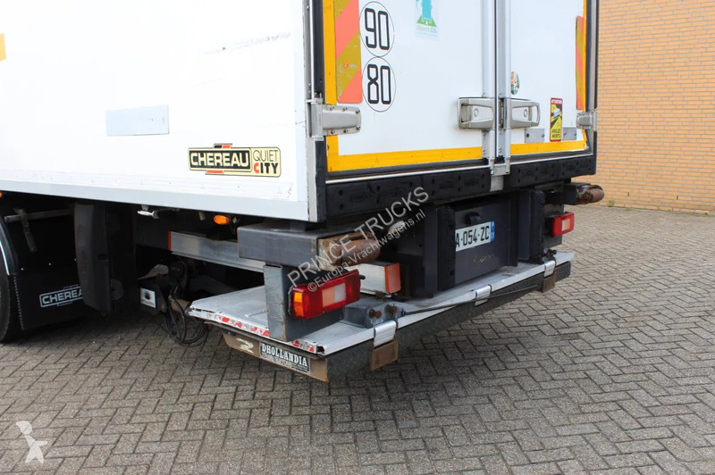 Kamion Volvo 330 * EURO5 * CARRIER SUPRA SILENT...