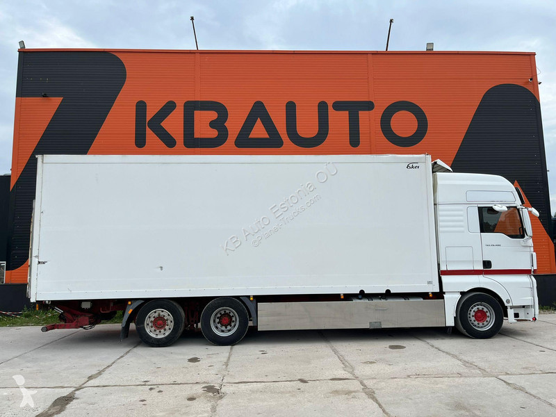 Lastbil MAN TGX 6x2 BOX L=8468 mm