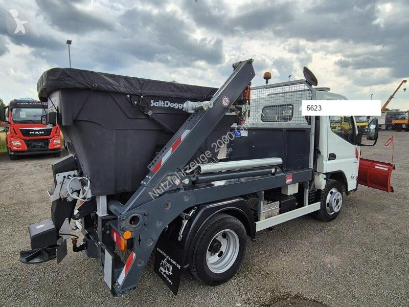 Kamion Mitsubishi