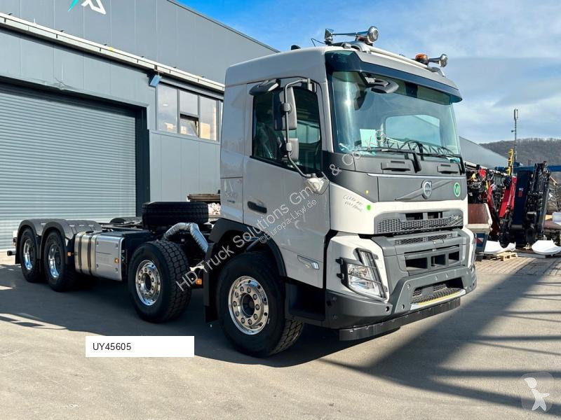 Kamion Volvo FMX 500 8x4