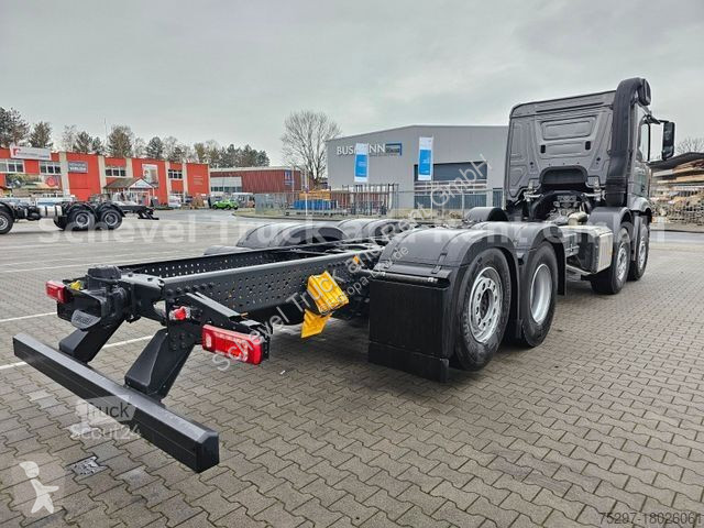 Kamion Mercedes 3251 Pritsche Kran...