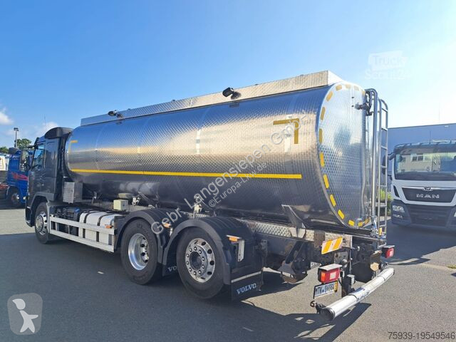 Camion Volvo 6x2 ISOLIERT