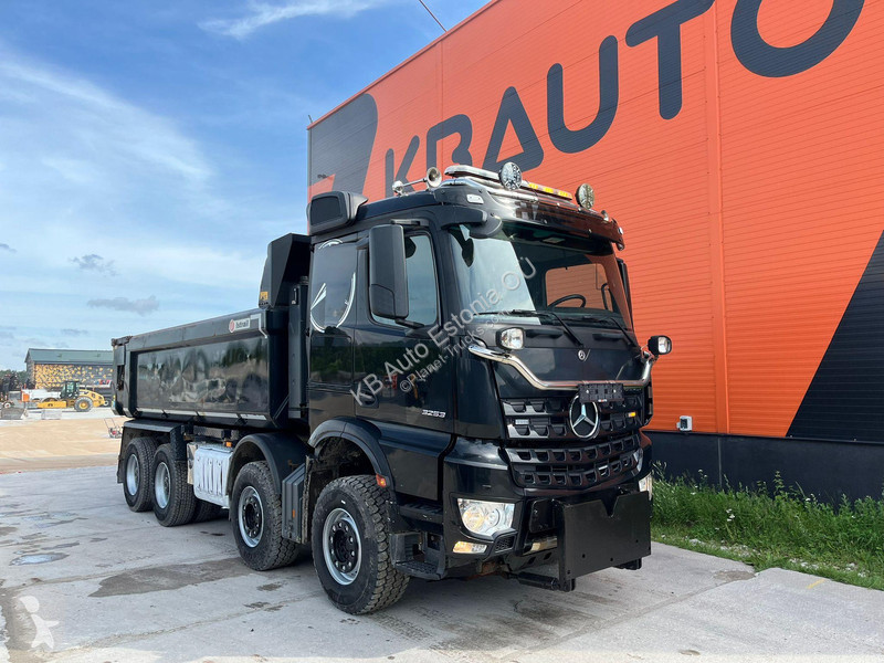 Kamion Mercedes 3253 8x4 2019