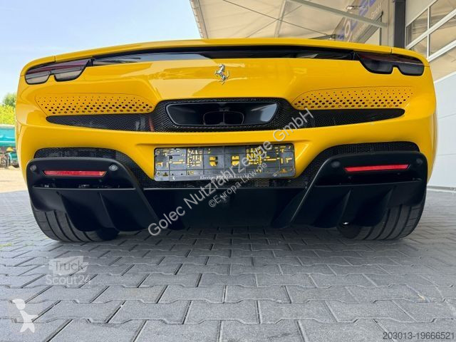 Véhicule utilitaire Ferrari Coupe