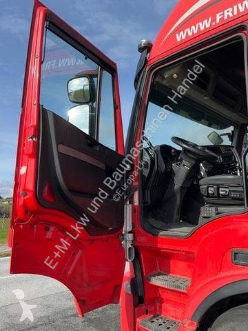 Kamion Iveco AS26SYS46 6X2 E6 HINTEN GELENKTE...