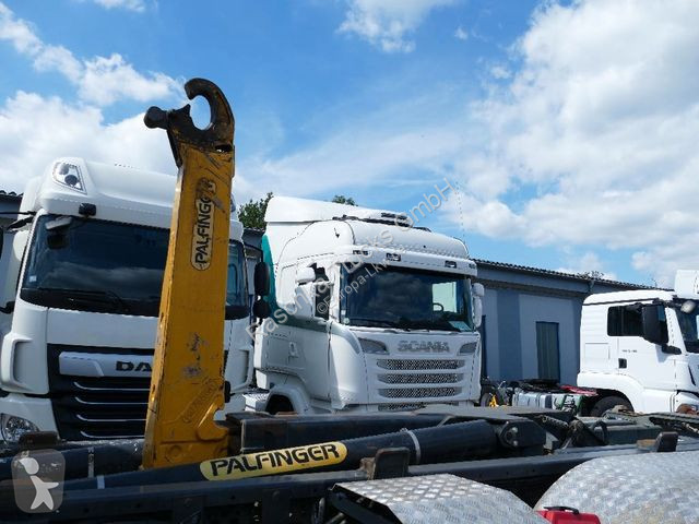 Camion Scania P400 Abrollkipper/Kran PAFINGER*