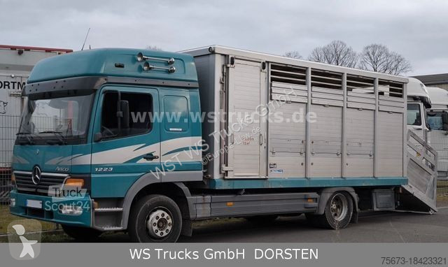 Camion Mercedes 1223 1 Stock Hohe Gitter...