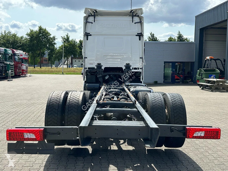 Camion Scania R660 V8 6x4 Chassis with ift-Axle...