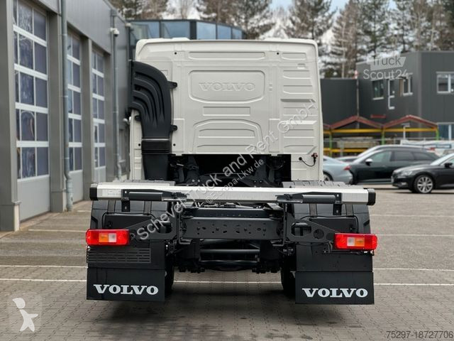 Camion Volvo FM 330 6x2 Doppelkabine...
