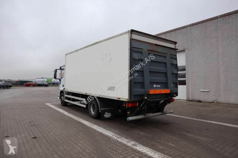 Kamion Iveco 4X2 Kasse-lift Afhentning