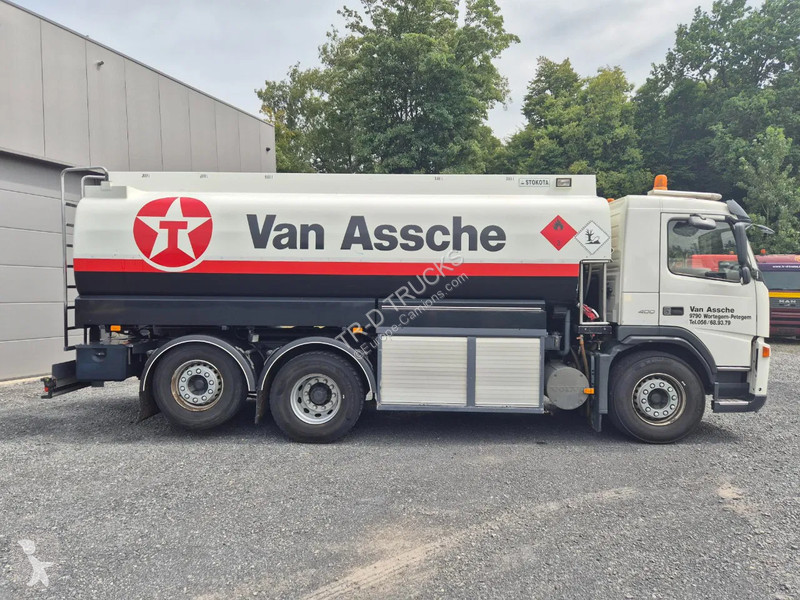 Camion Volvo 400 18000L FUEL/CARBURANT - 5 COMP...