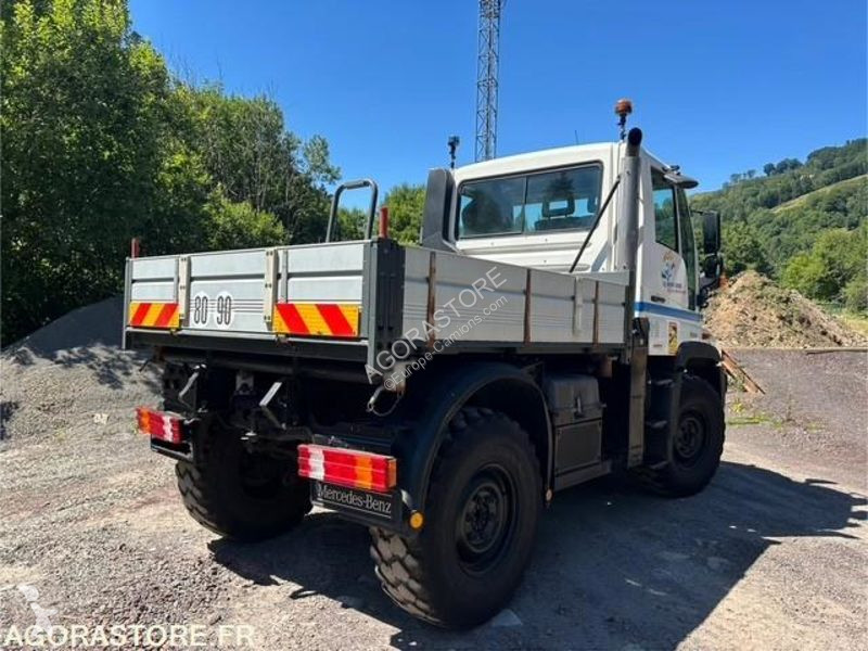 Camion Mercedes UNIMOG