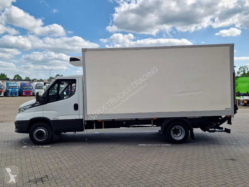 Furgoneta Iveco 70 C21 Automatic / Frigo carrie...