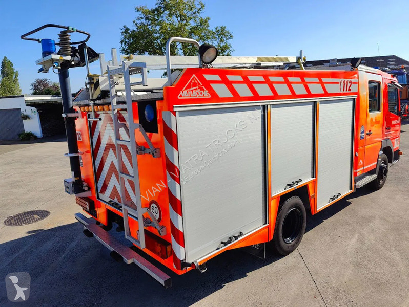 Kamion Mercedes 917 F 4X2 1500L Tank + Pump...
