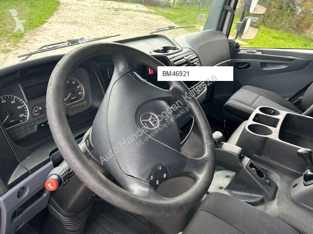 Kamion Mercedes 1218