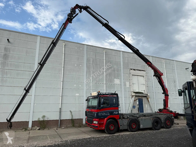 Kamion DAF 85460 8X2 + YEAR 2016 HMF CRANE...