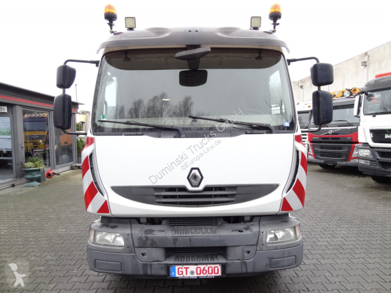 Kamion Renault 300.12 Fassi F80