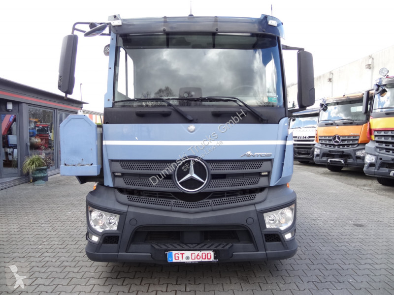 Kamion Mercedes 2533 6X2 HMF 1820 Langmaterial