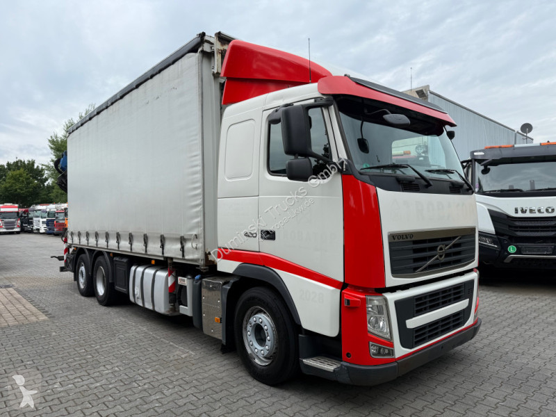 Camion Volvo 0 6X2*4 Palfinger 29002 bis 27 Meter