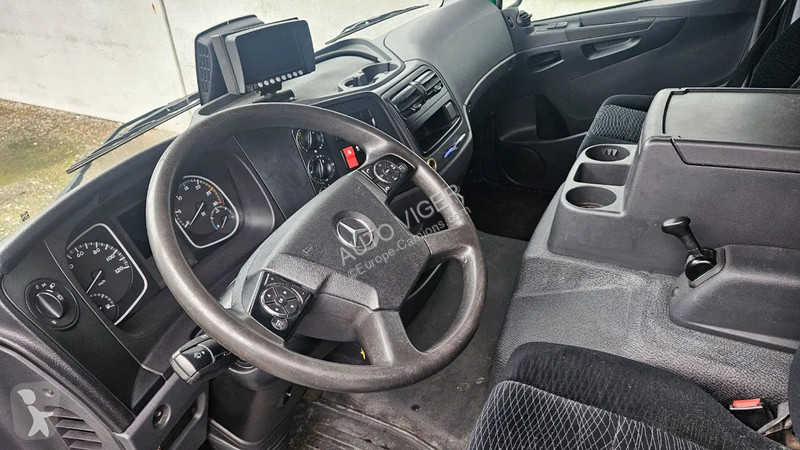Lastbil Mercedes 1018...