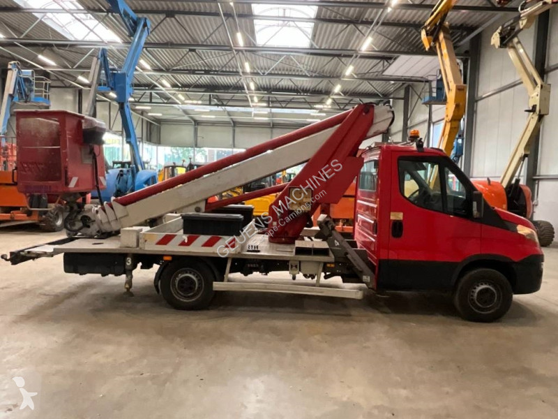 Nyttofordon Iveco 35S-110 E5 + Multitel MT202 DS