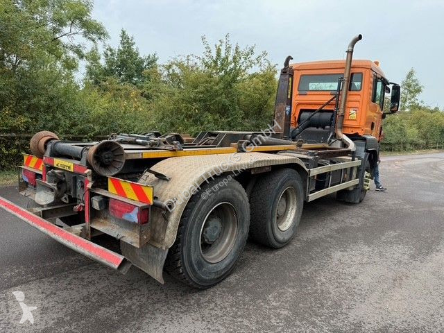 Camion MAN 33.320 6X4 HINTEN LUFT