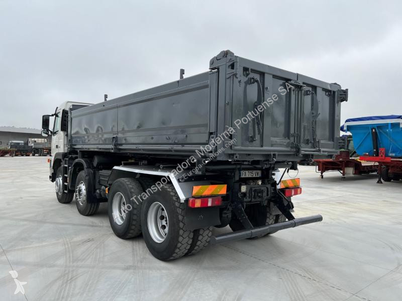 Kamion Volvo 400