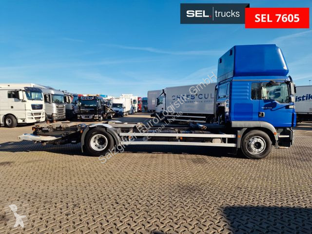 Camion MAN 18.340 4X2 LL / Ladebordwand / 3 Betten