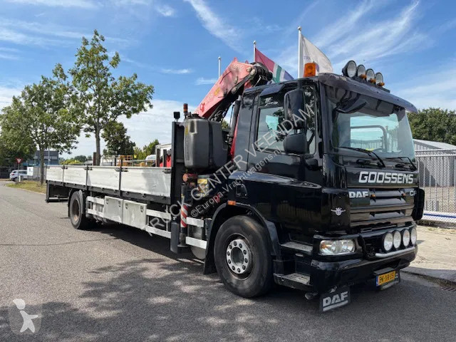 Kamion DAF 75250 4x2 Fassi F215 crane Radio...