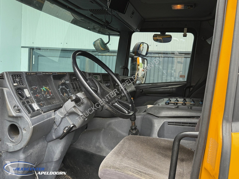 Camion Scania GB8X2/4 NA 340 Transfer case missing