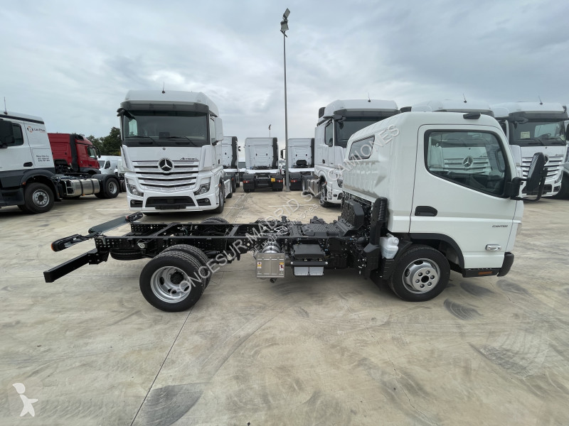 Vrachtwagen Mitsubishi Fuso  3C13   2800