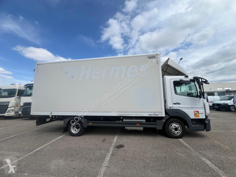 Kamion Mercedes  818 L