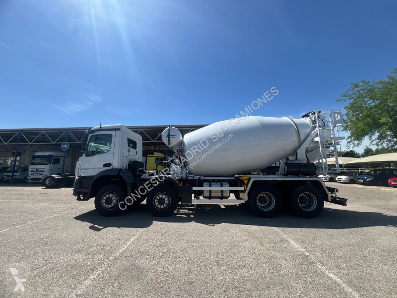 Kamion Mercedes  3240 B