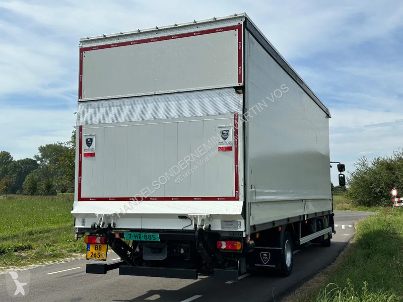 Kamion Renault D240.12. EURO6. 11-2021.