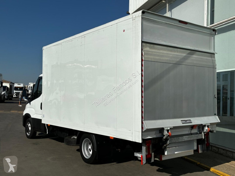 Furgoneta Iveco  35C14 20m3